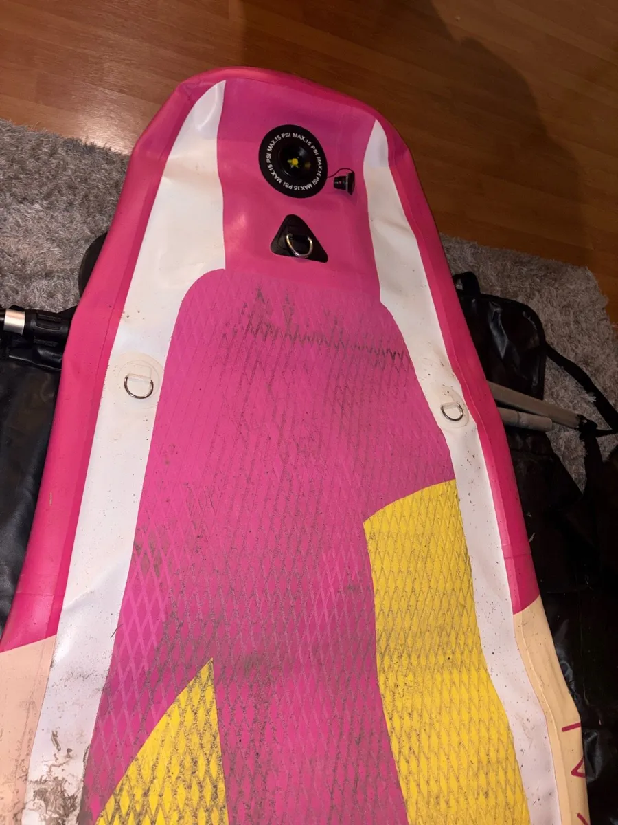 Aukai Pink inflatable paddle board - Image 3