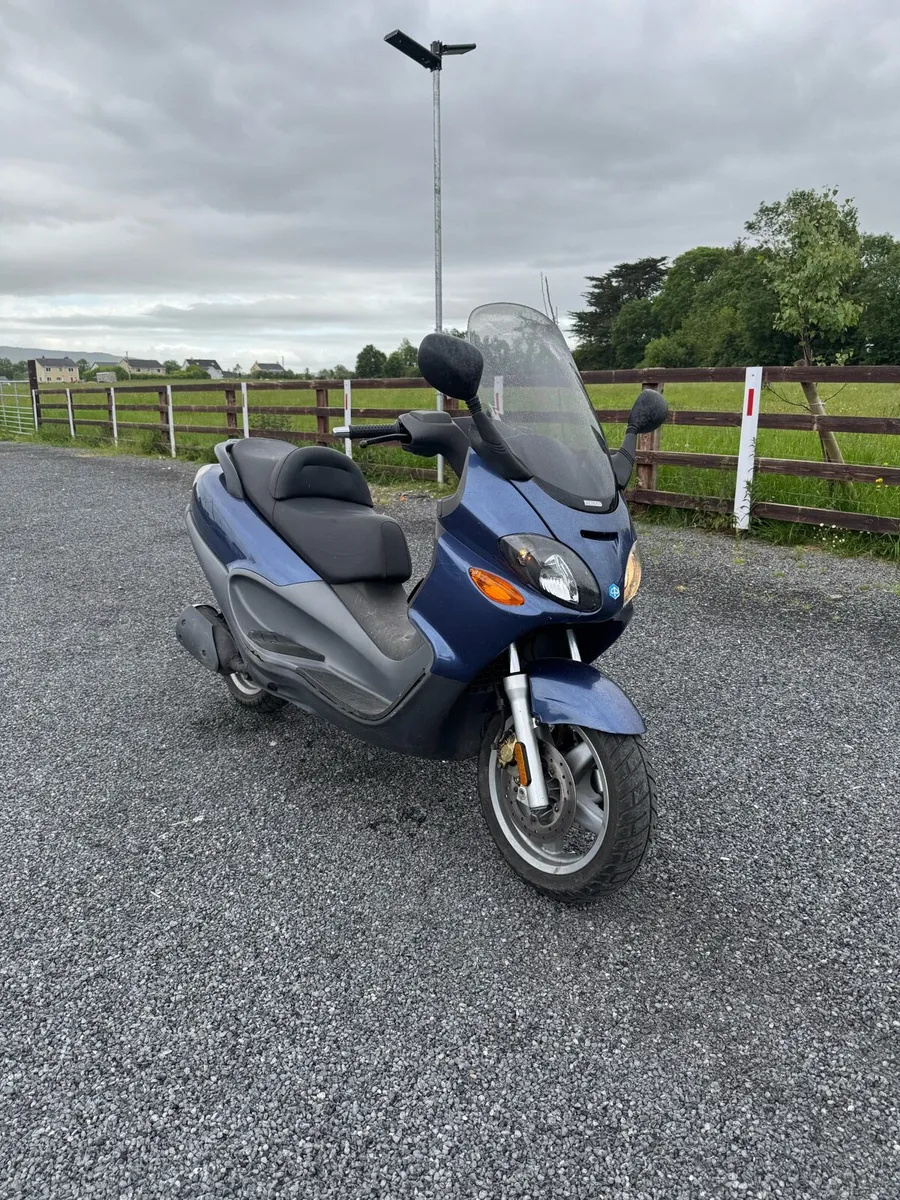 Piaggio X9 125cc - Image 1