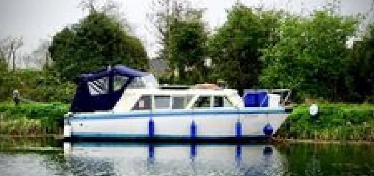 24 Feet Motor Cruiser at the 12th lock Royal Canal - Image 1