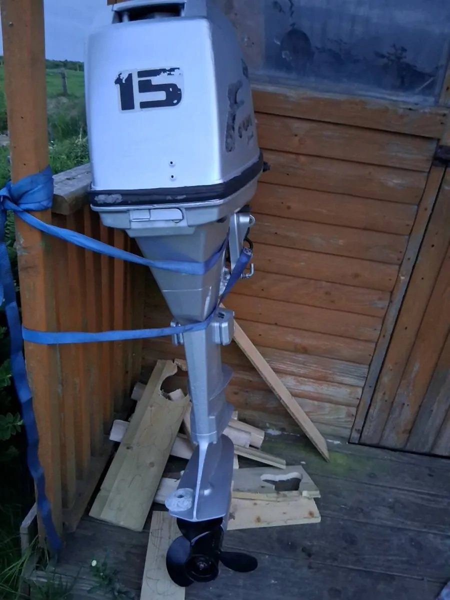 Honda 15hp 4-Stroke outboard - Image 3