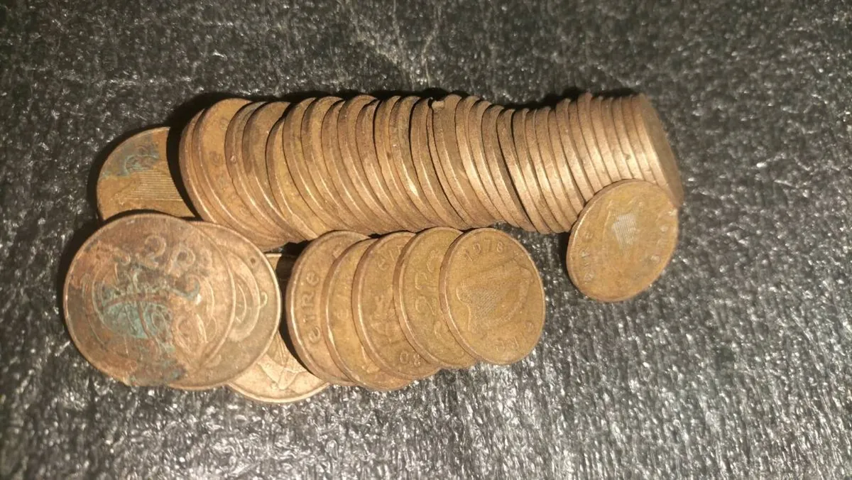 43 .. 2p CIONS FOR SALE - Image 1