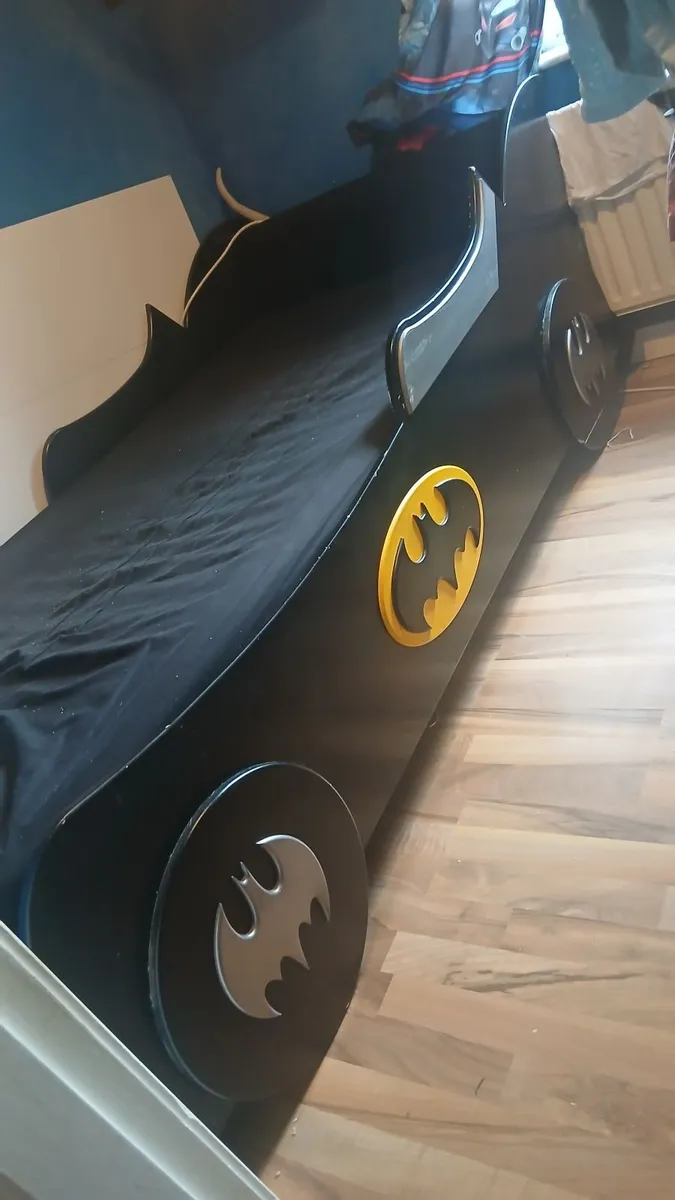 Single bed - Image 1