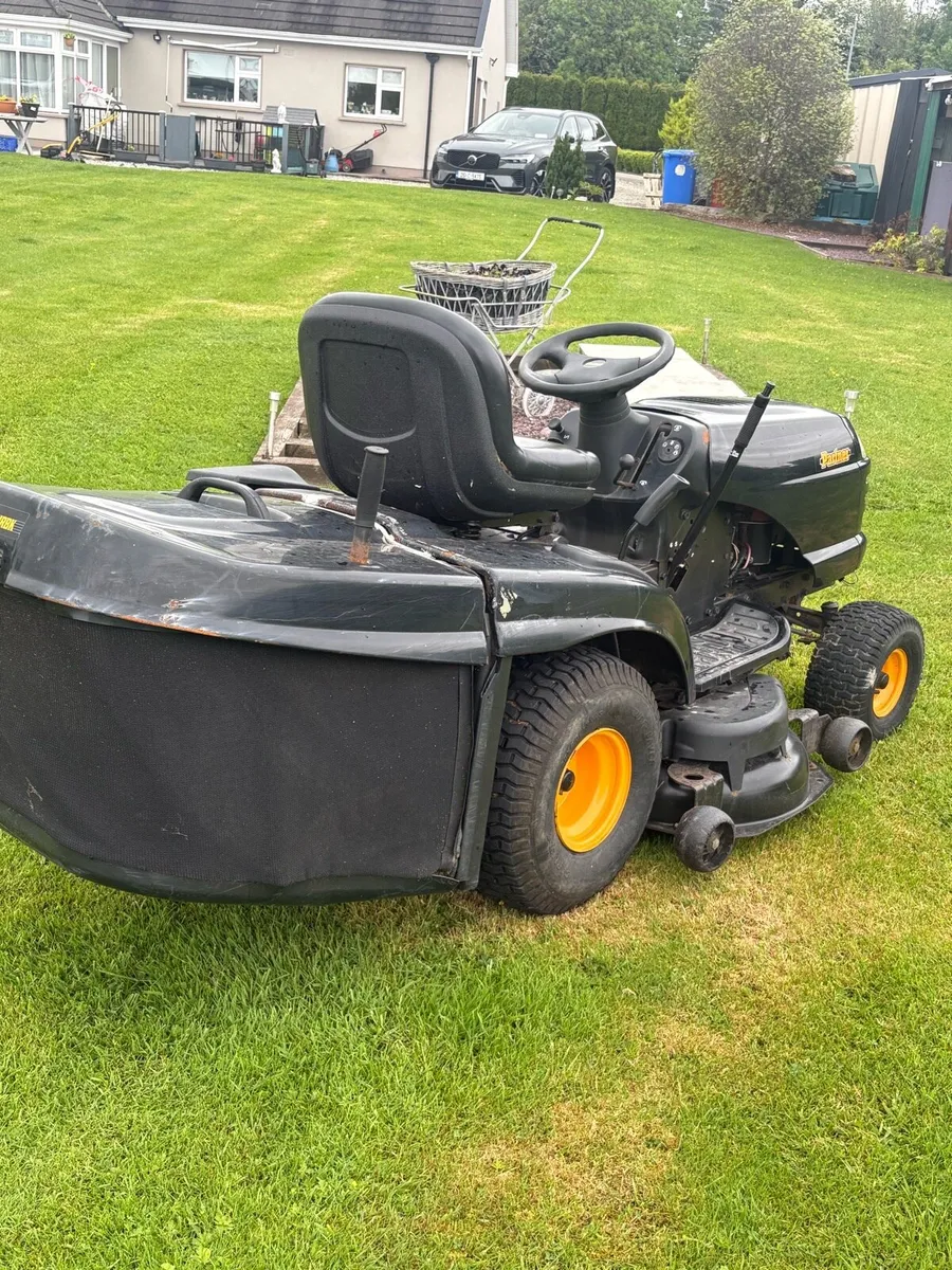 Partner ride on mower - Image 3