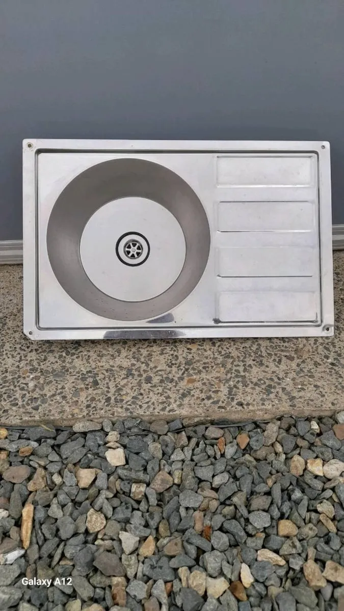 Stainless Steel Sink..22" X 14" - Image 1