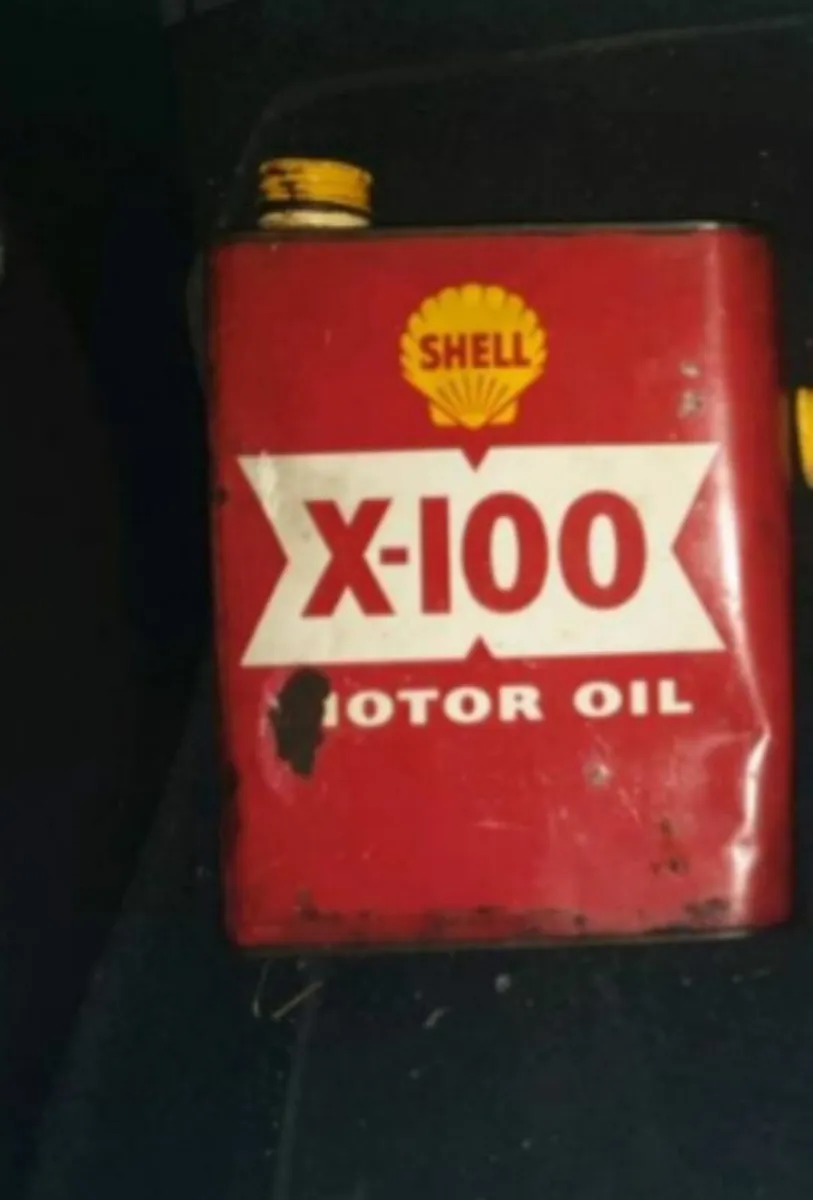 1 VINTAGE SHELL OIL TIN