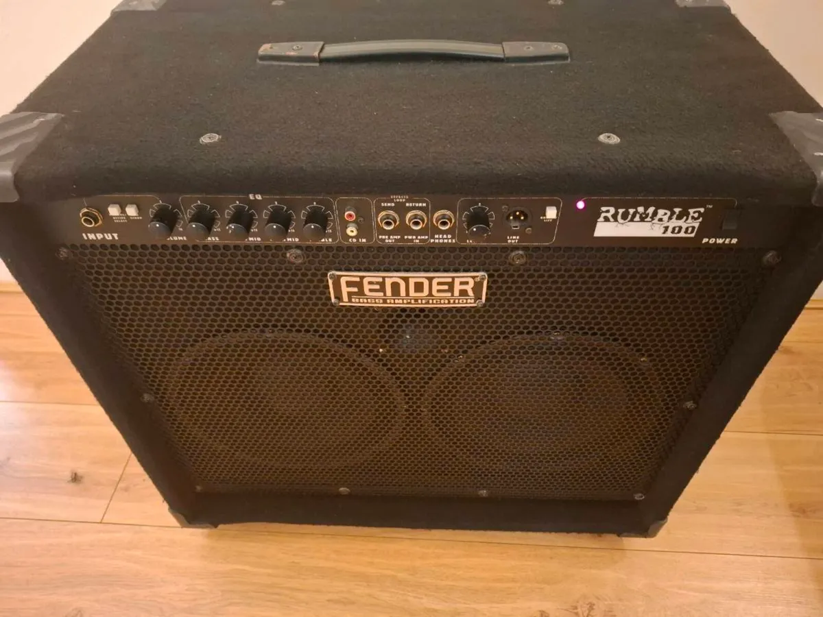 Fender Rumble 100 Bass Amplifier 2x10 Combo - Image 4