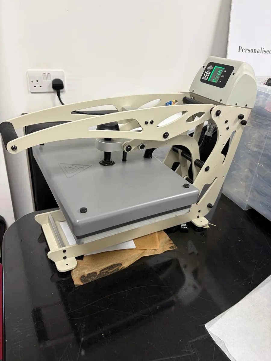 Hot Press Machine - Image 4