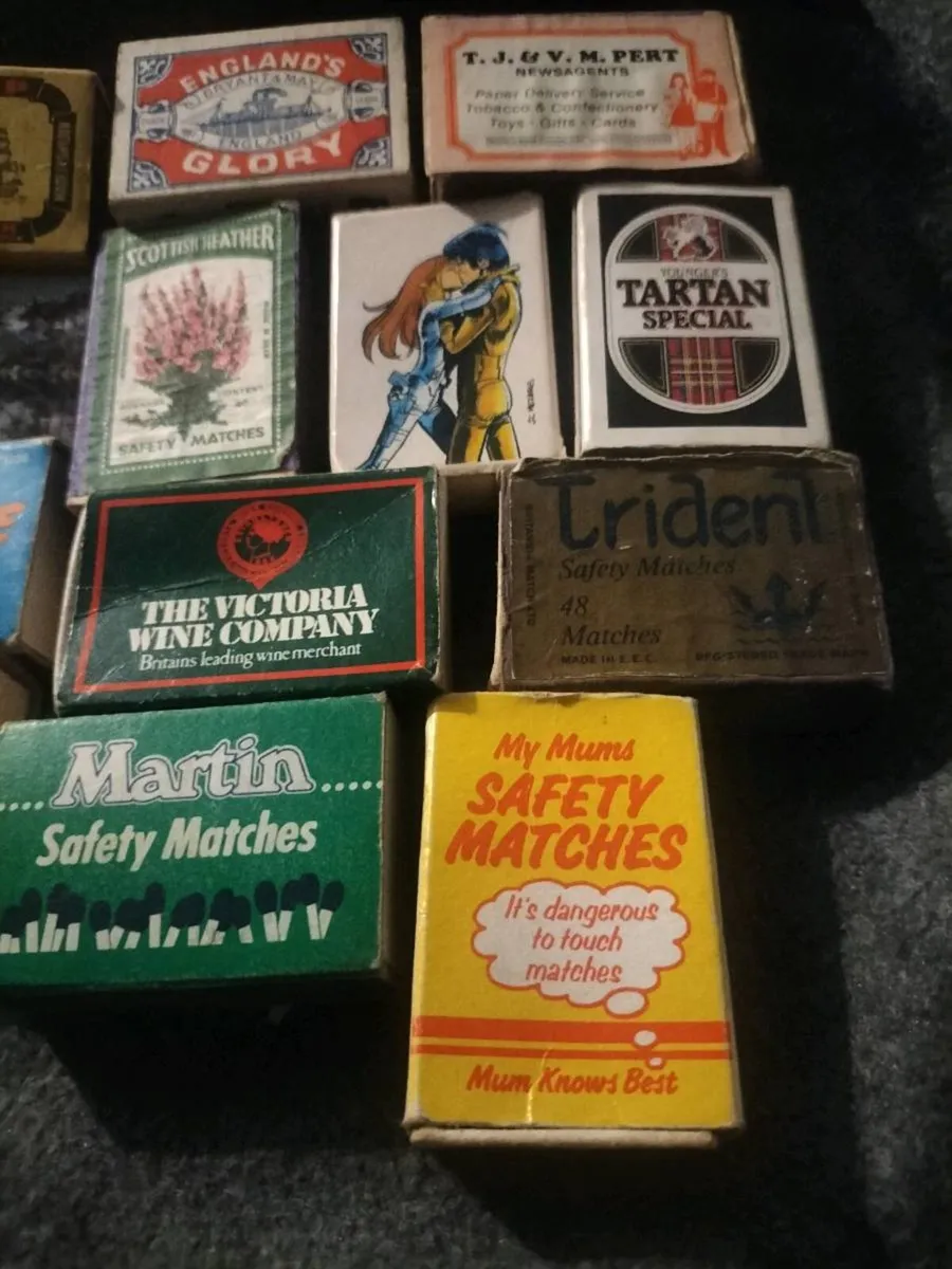 JOB LOT OF OLD VINTAGE MATCHBOXS - Image 2