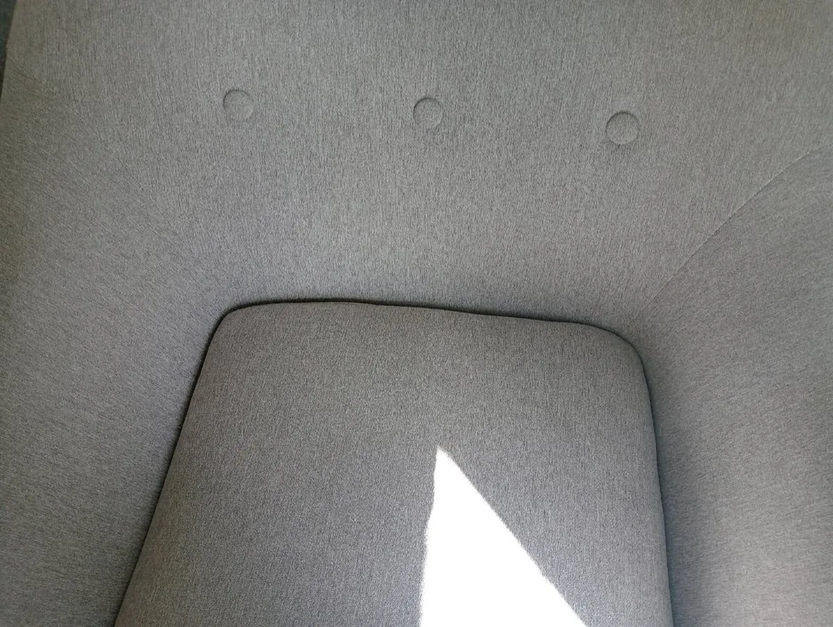 Arm chair - Image 2