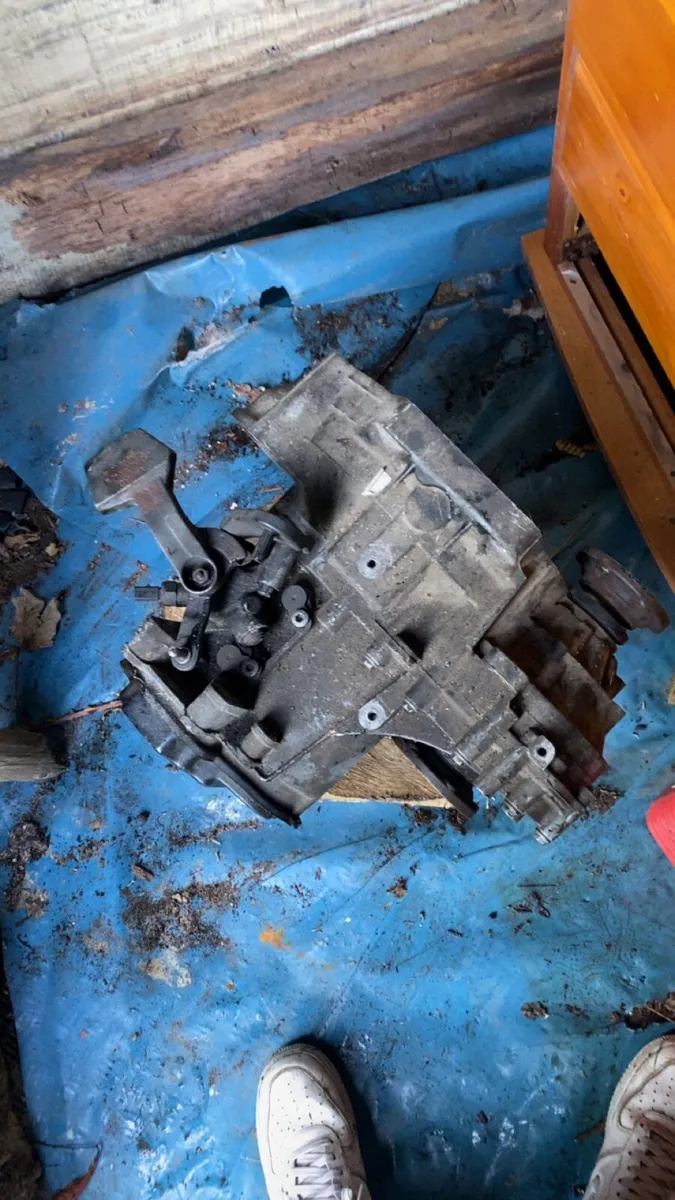 2.0TDI KJF 5 Speed Gearbox - Image 2