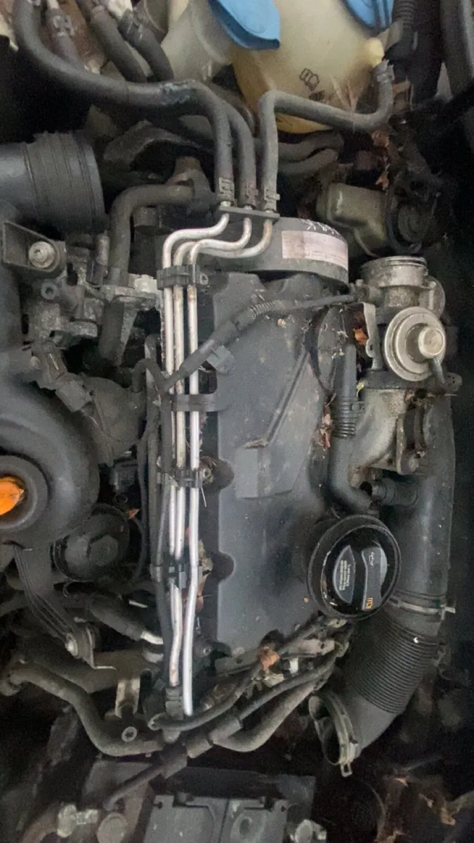 1.9TDI Turbo, Injectors - Image 4