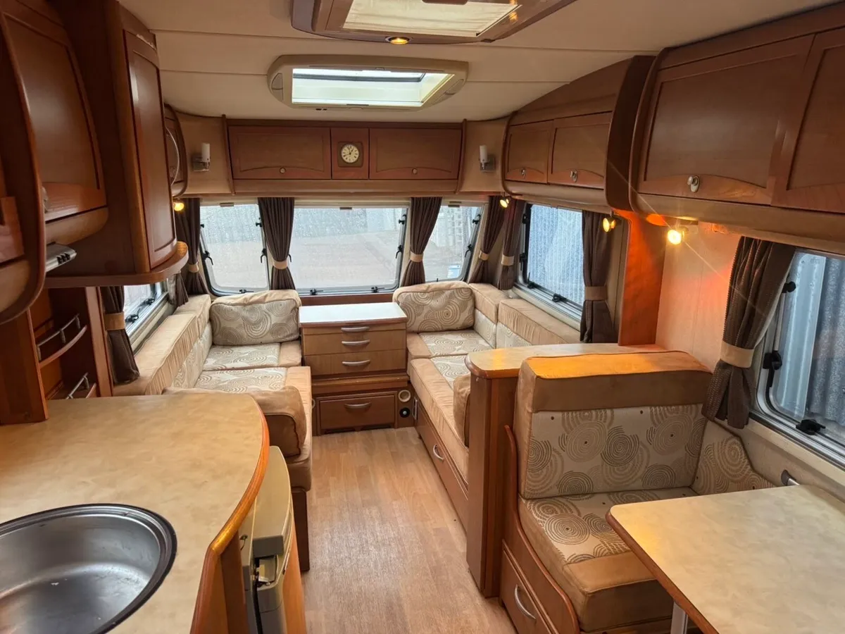 Bessacarr Cameo Touring Caravan 4 berth - Image 3