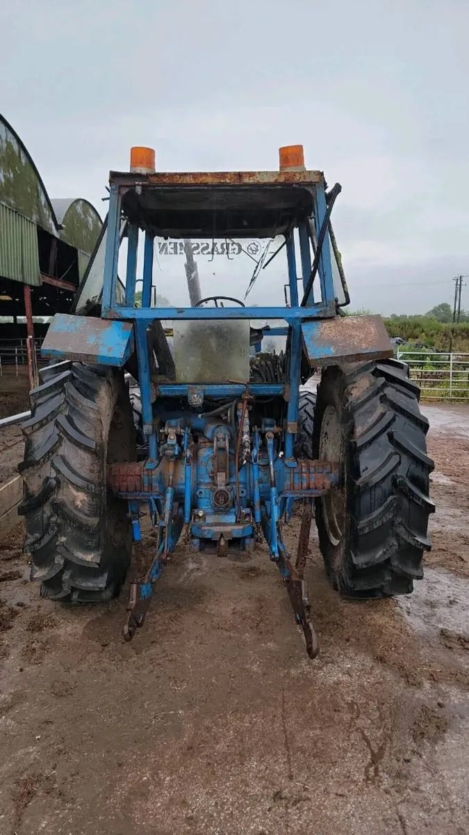 1985 Ford 7610 with Tanco Loader & Bucket - Image 3