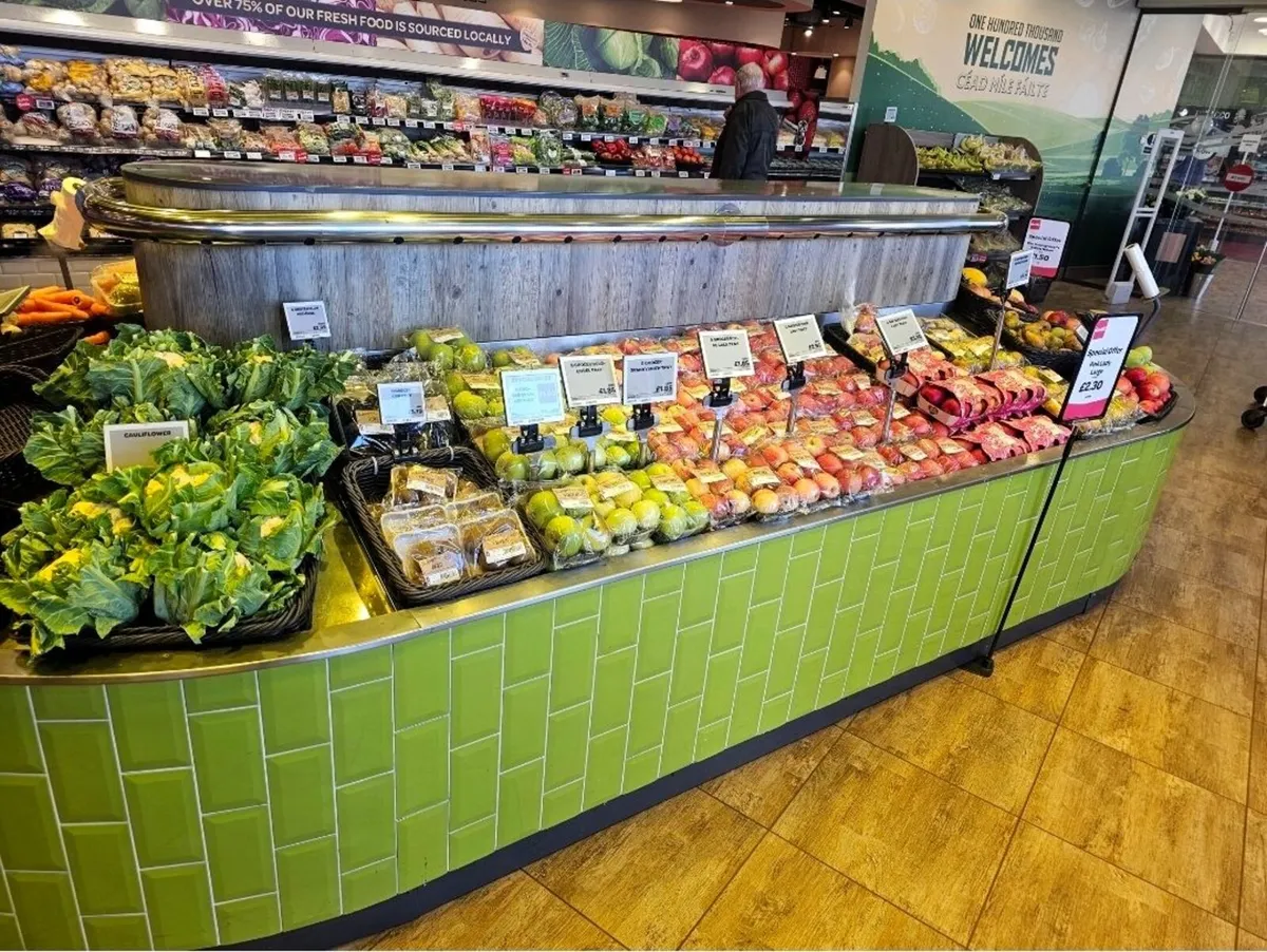 Purified Misting Fruit & Veg Display - Image 3