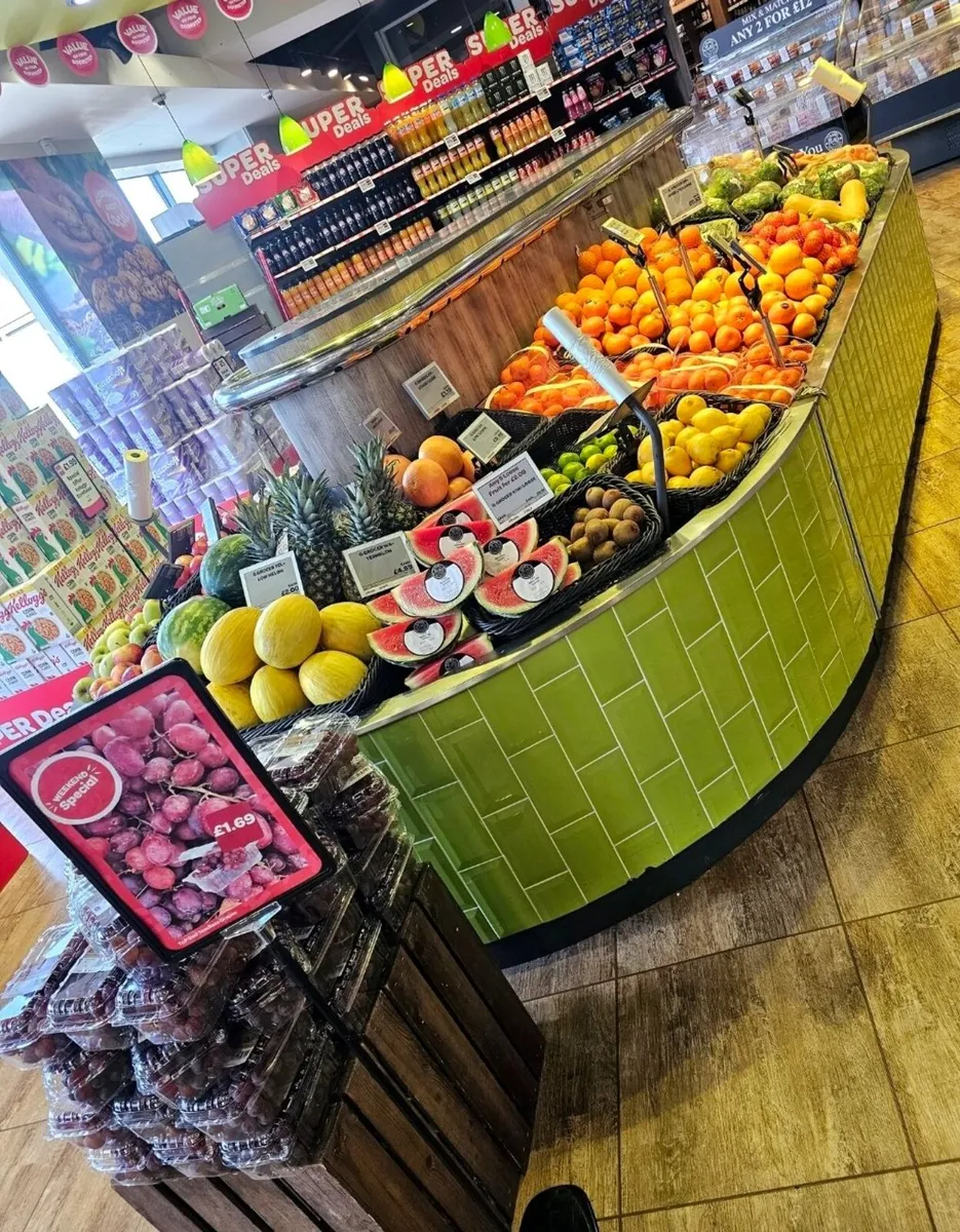 Purified Misting Fruit & Veg Display - Image 2