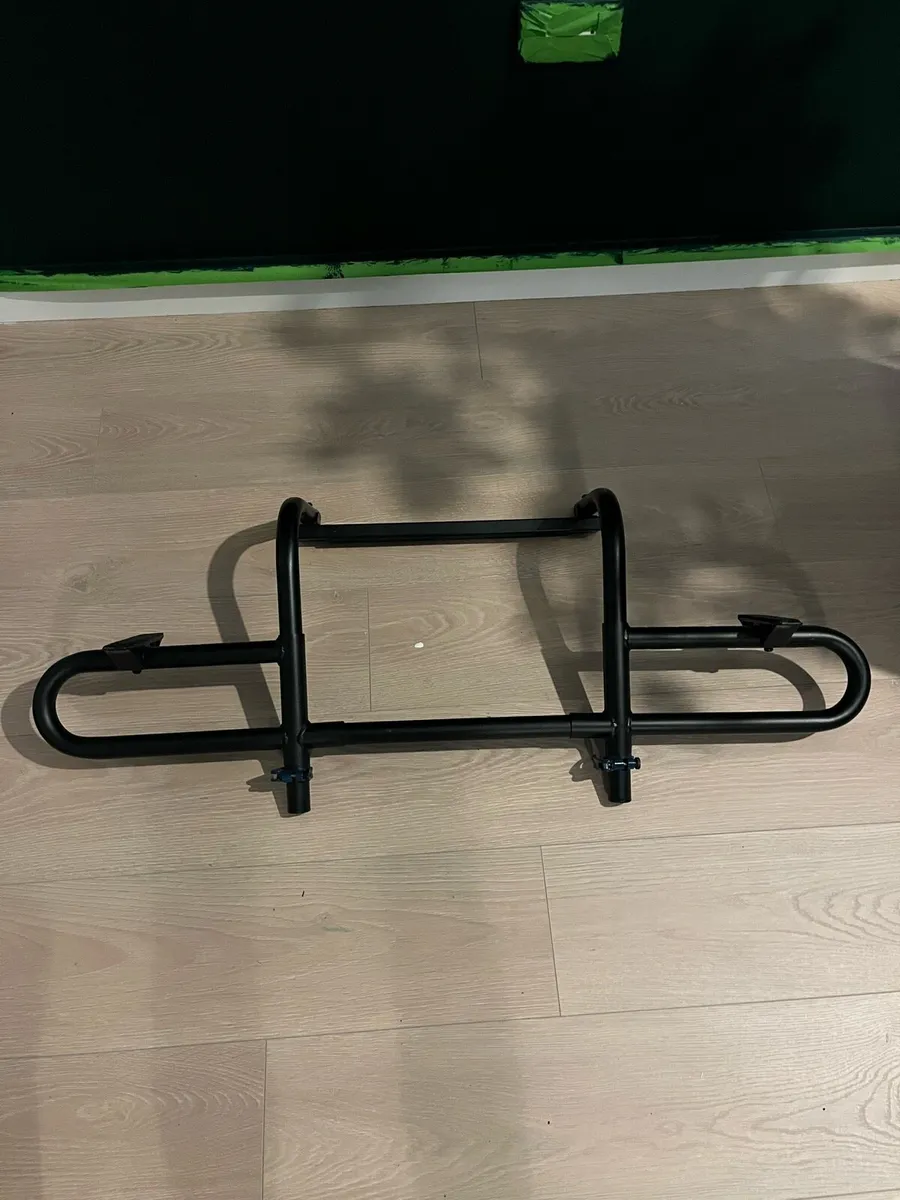 Pull up bar