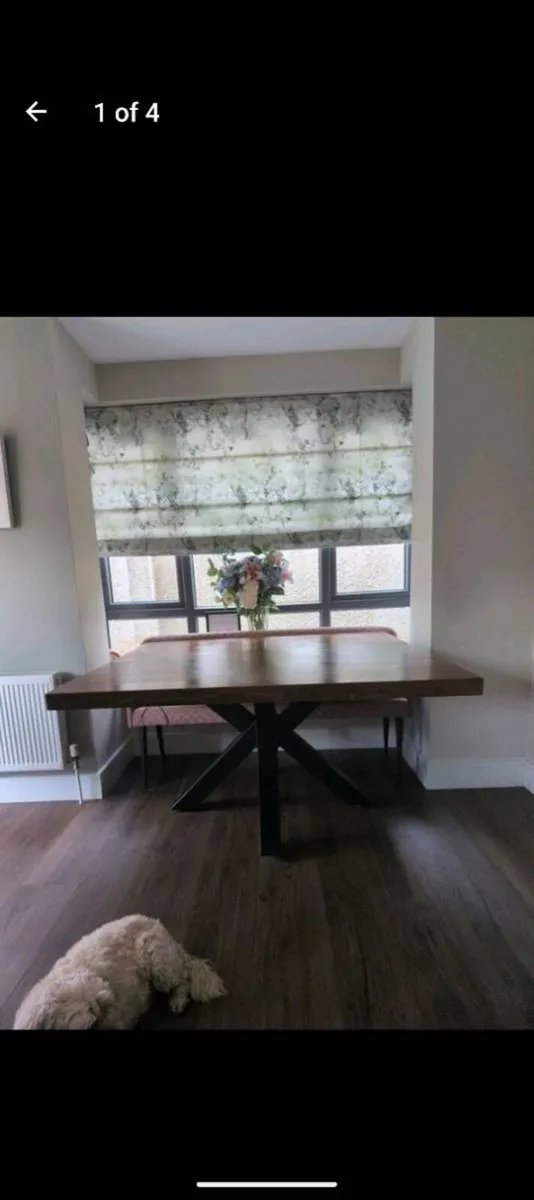 Solid wood dining table - Image 1