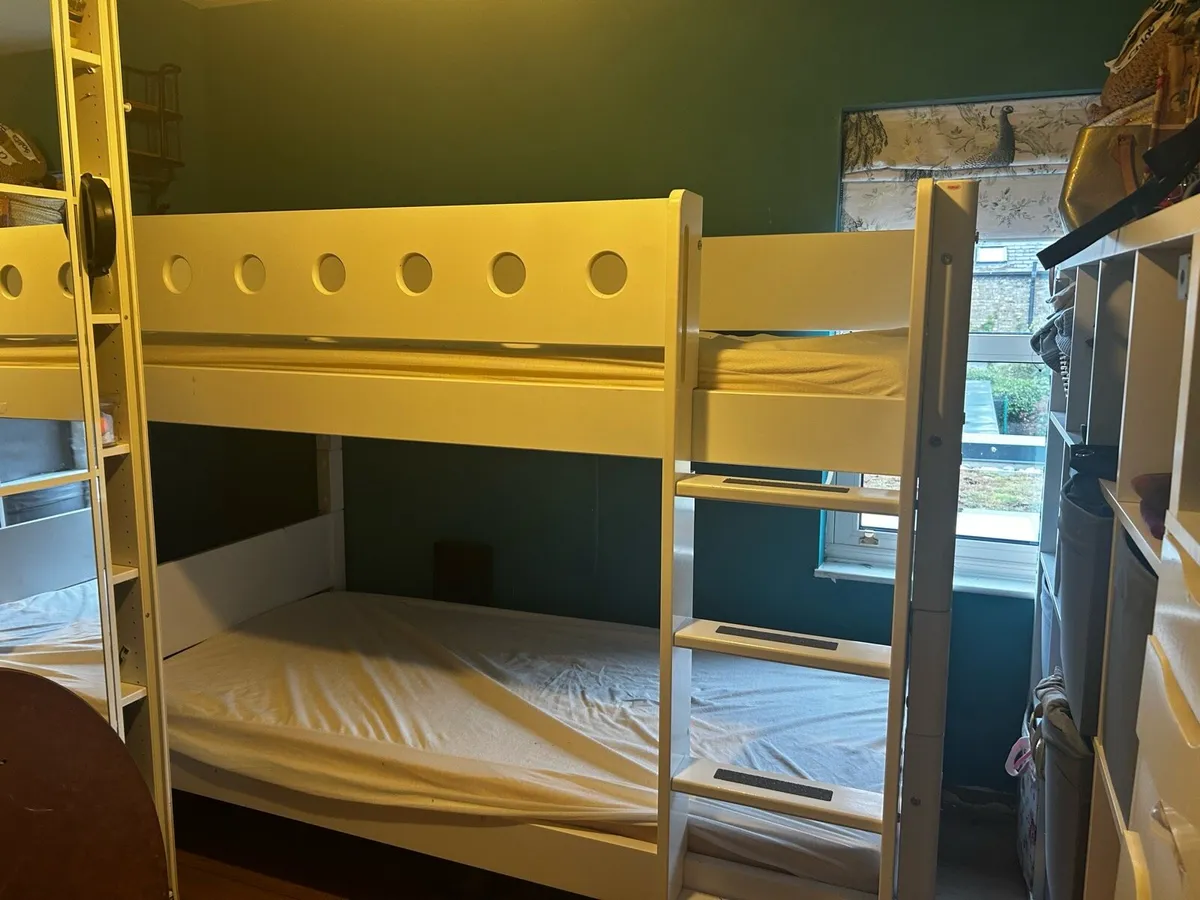 Bunkbeds - Image 1