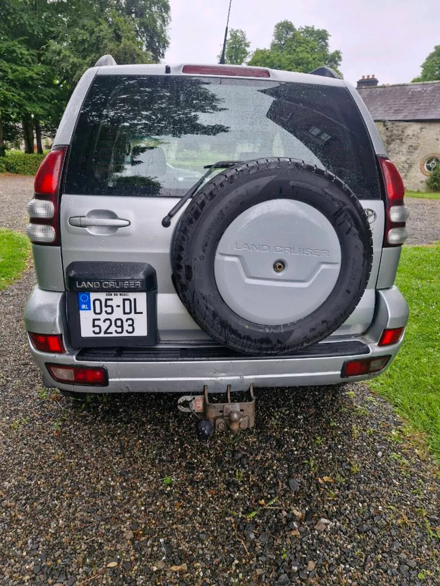 05 toyota landcruiser - Image 3