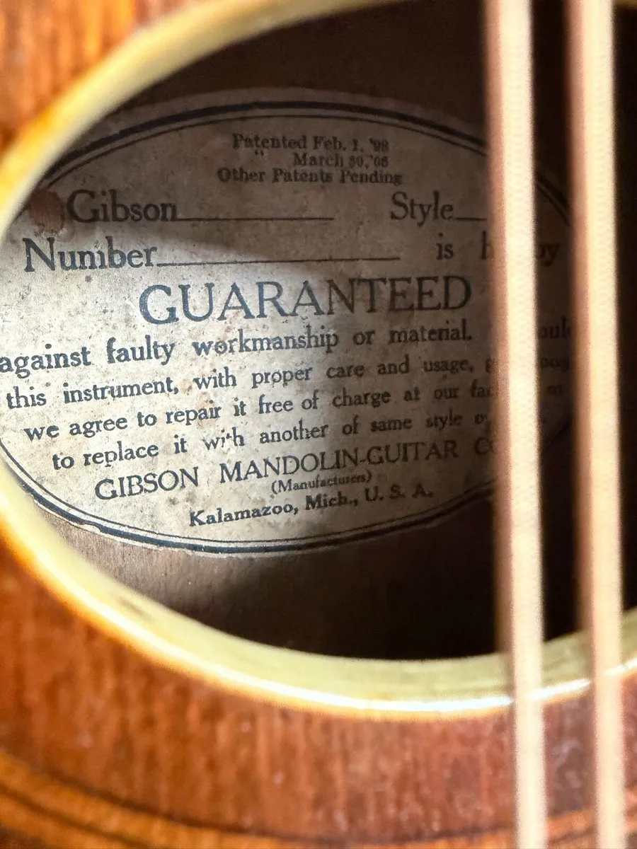 Gibson A Mandolin - Image 2