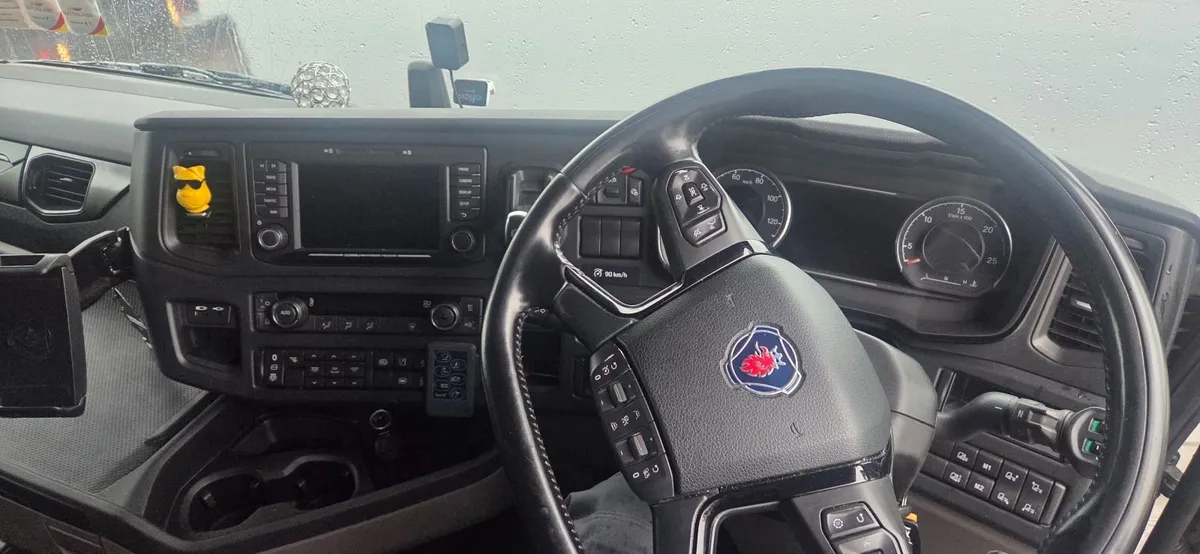 Scania R560 4x2 - Image 4