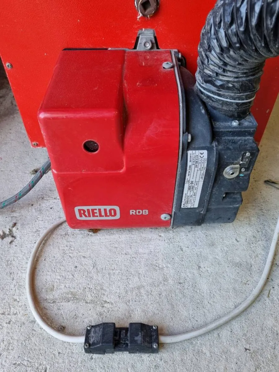 Oil Heating System and Stove - Image 4