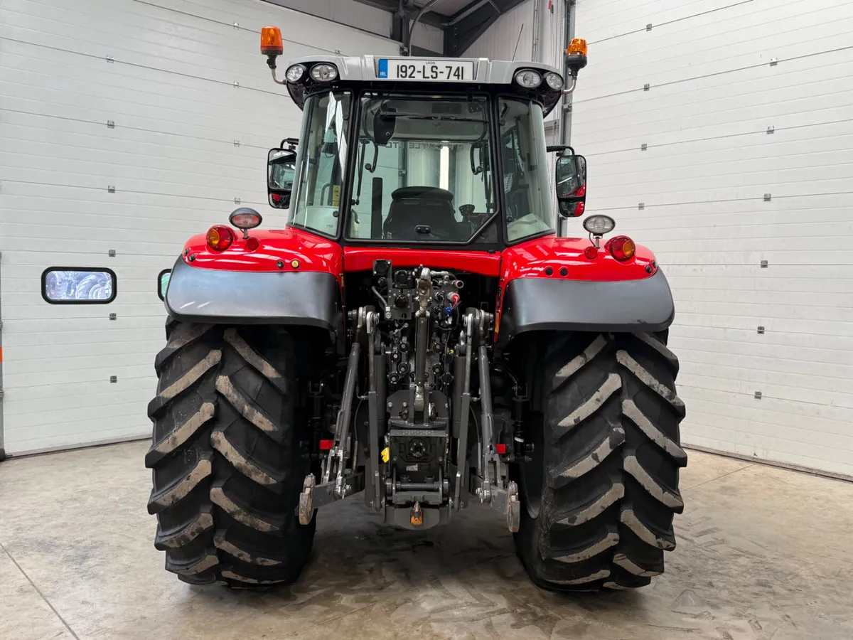 Massey Ferguson 7718S ***Only 3900 hours!!*** - Image 4