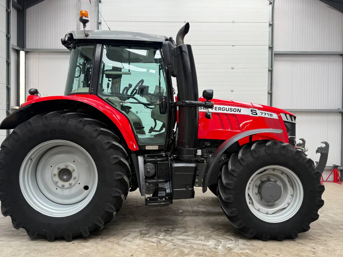 Massey Ferguson 7718S ***Only 3900 hours!!*** - Image 2