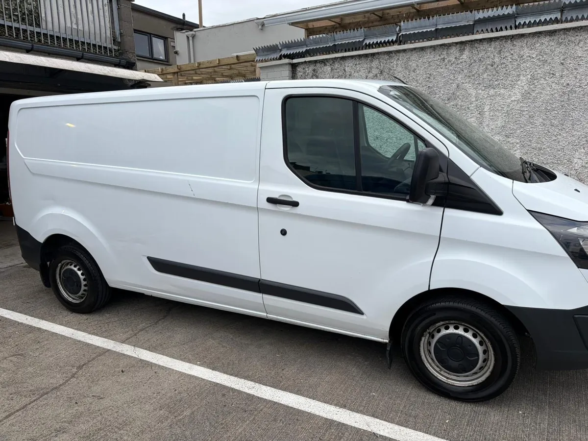 Ford transit custom - Image 1