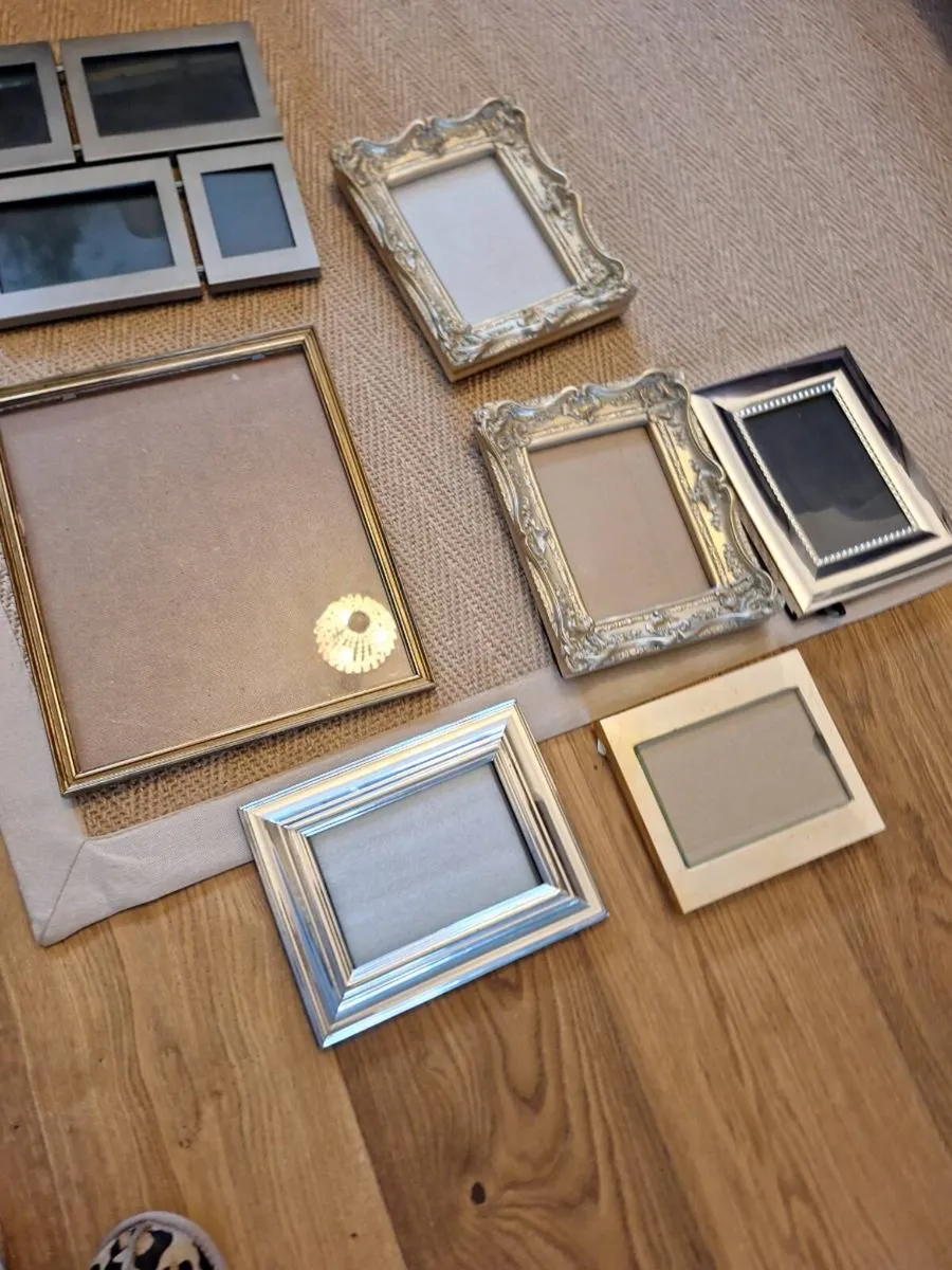 9 assorted picture frames - Image 3