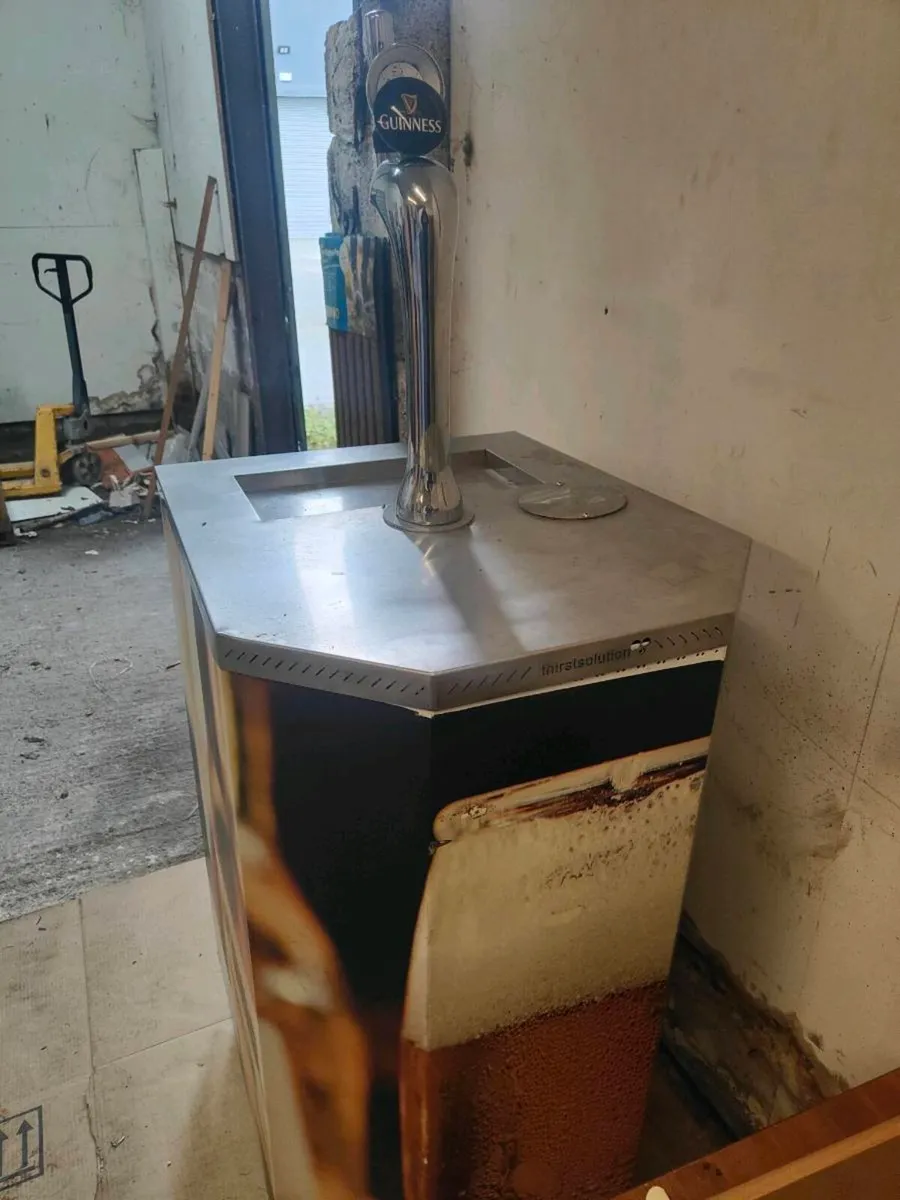 Mobile bar unit - Image 2