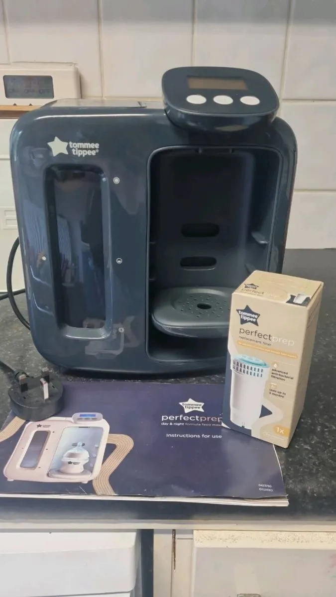 2x Tommee Tippee Perfect Prep Machines - Image 1