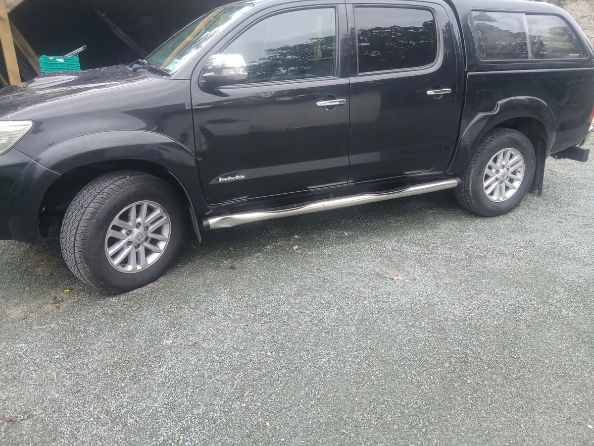 Toyota Hilux - Image 1