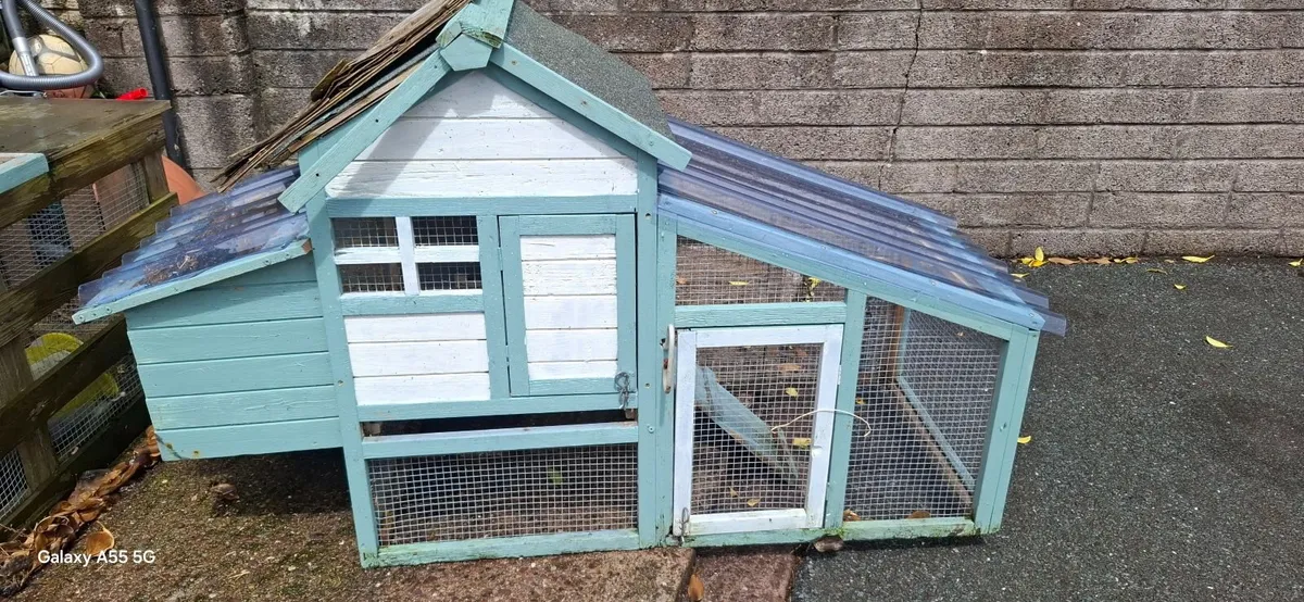 Large Wooden Chicken/Rabbit Coop/Great Condition - Image 1