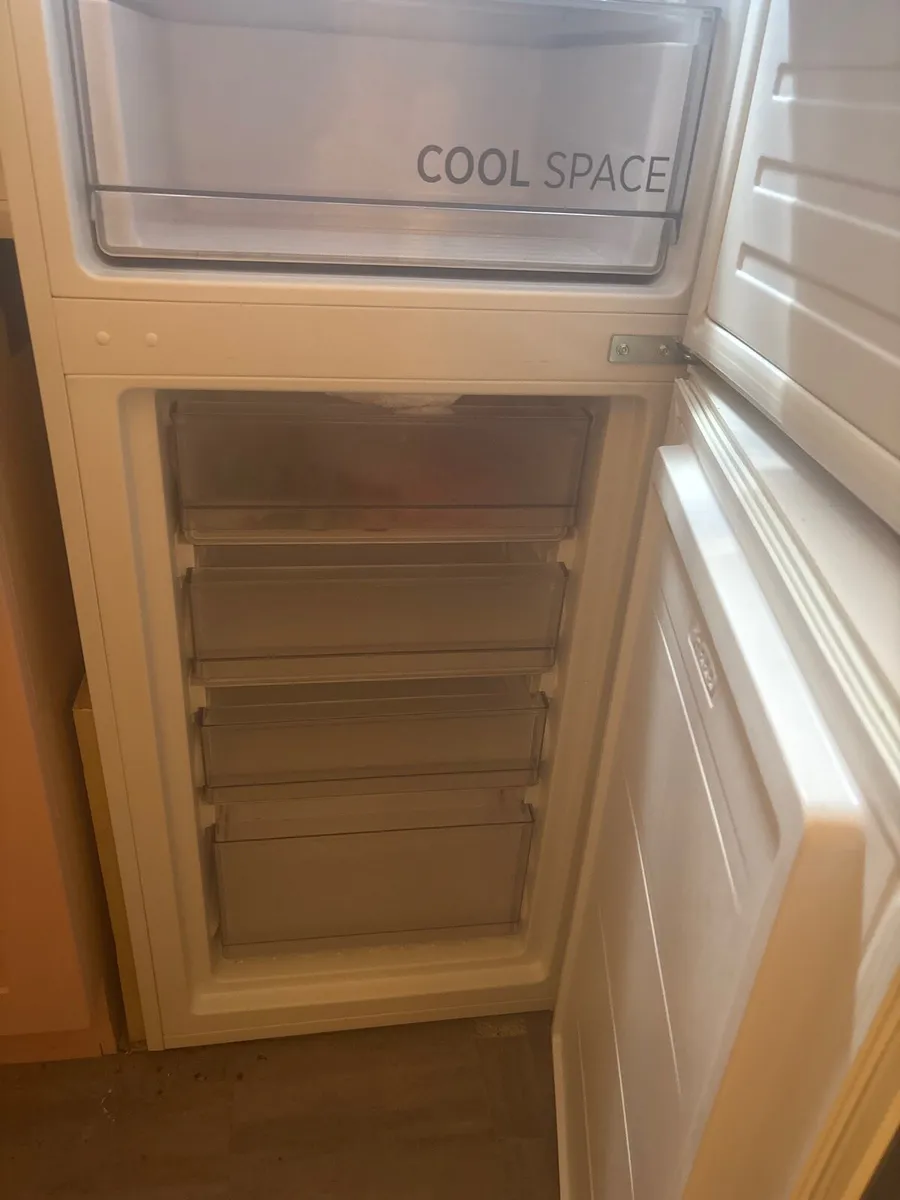Fridge - Image 3
