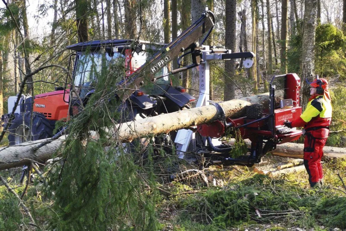 Hypro 450 XL Tractor Processor – Forestry Machine - Image 4