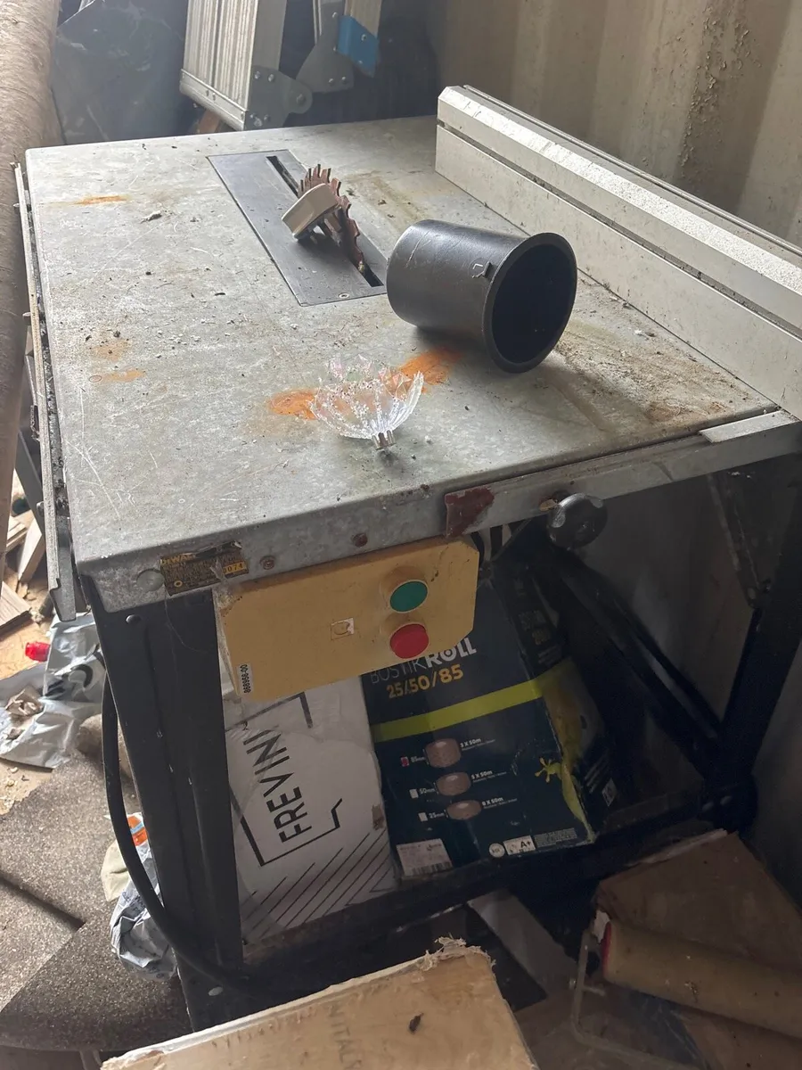 Floor buffer and 110Dewalt table saw - Image 2