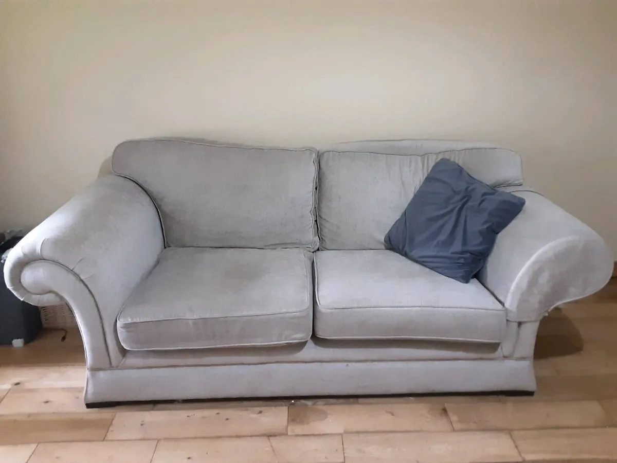 3 seater and 2 seater sofa - Image 3