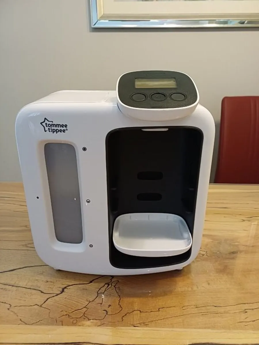 Tommy Tippee bottle maker - Image 1