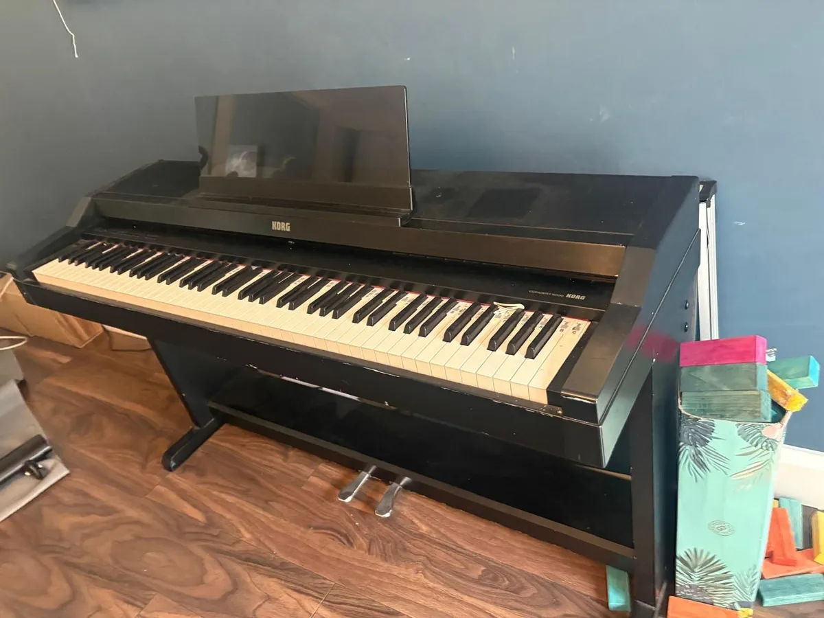 Korg Digital Piano - Concert 5000 - Image 2