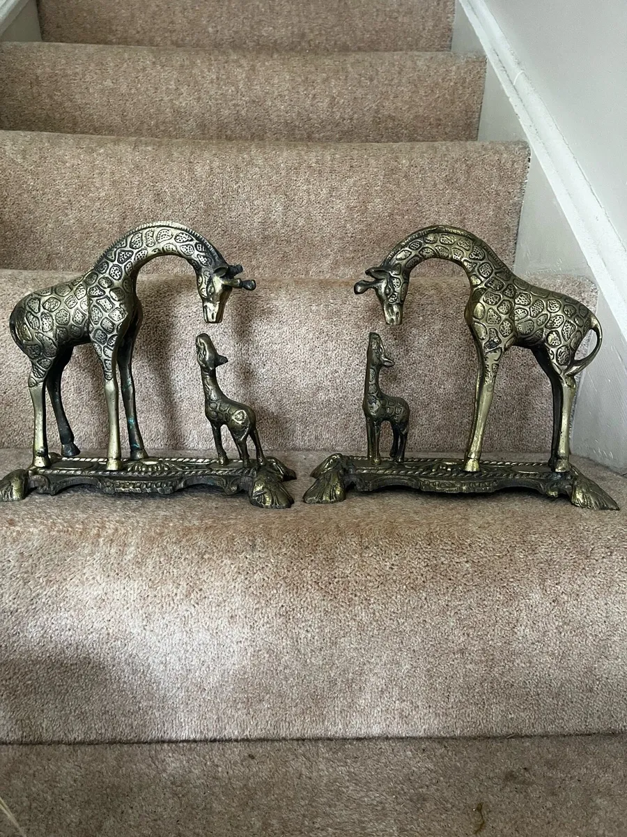 Brass giraffes ornaments - Image 1