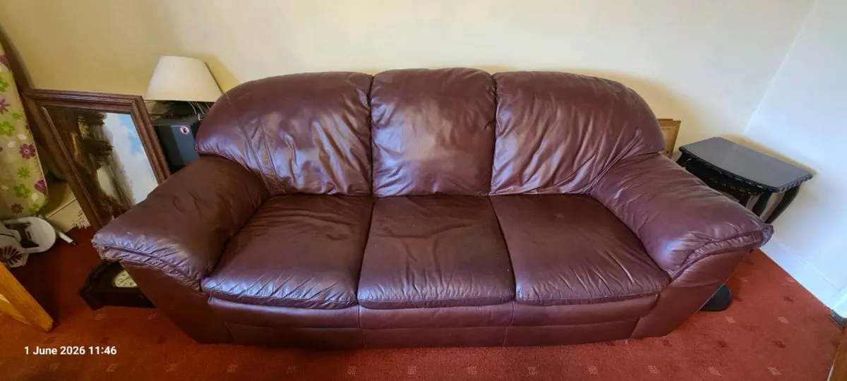 Leather couch and 2 recliners - Image 1