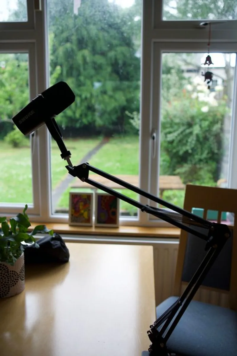 Shure MV7X Microphone + Boom Arm - Image 2