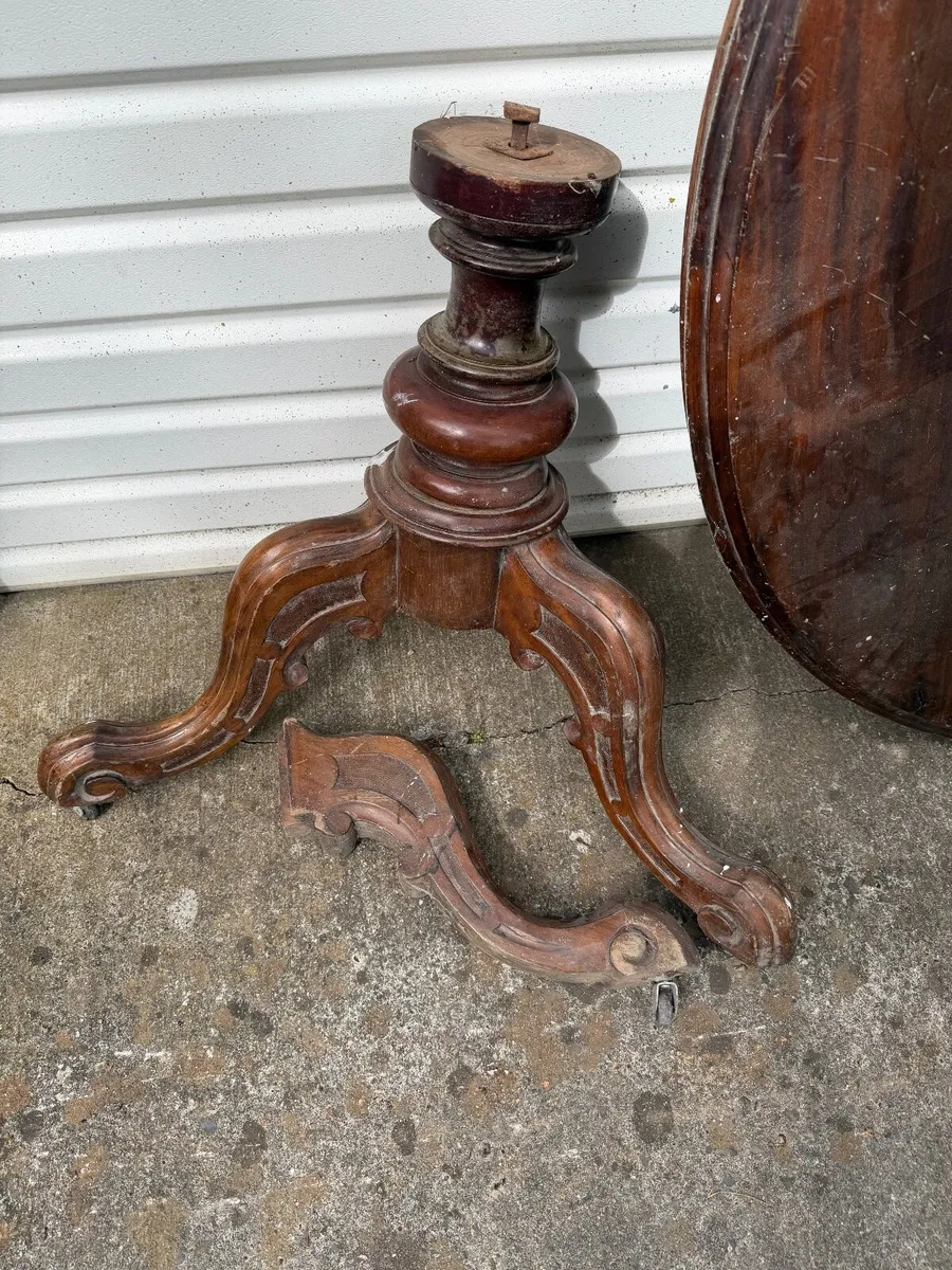 Mahagony Table - Image 4