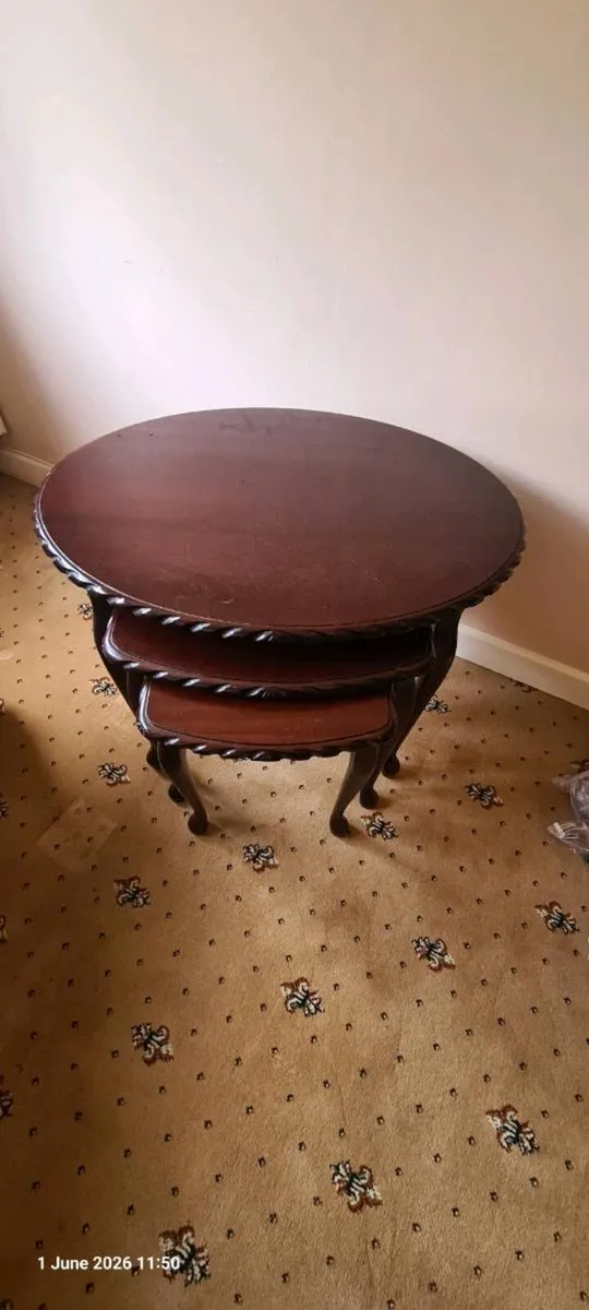 Mahogany nest of tables - Image 1