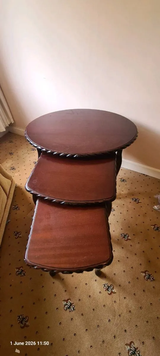 Mahogany nest of tables - Image 2