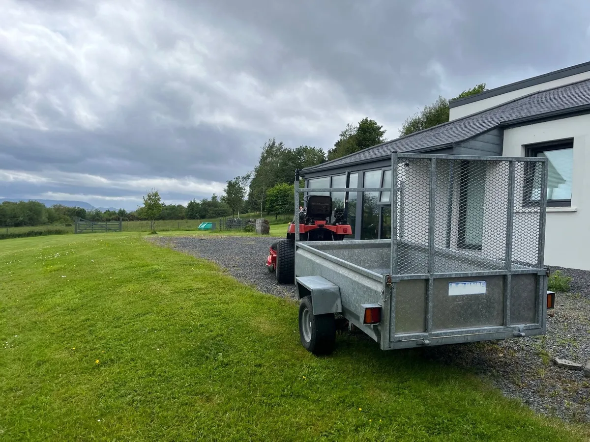 Massey Ferguson compact tractor mower & trailer - Image 3