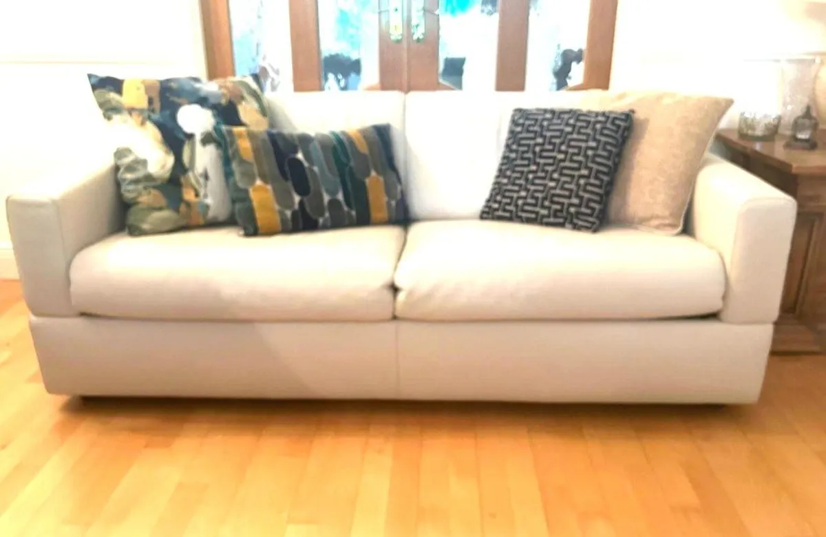 Leather sofa bed - Image 1