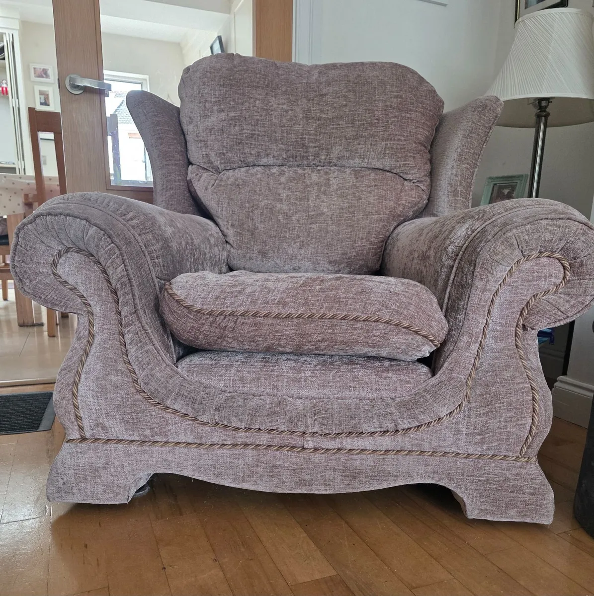 Sofa 3/1/1 - Image 1