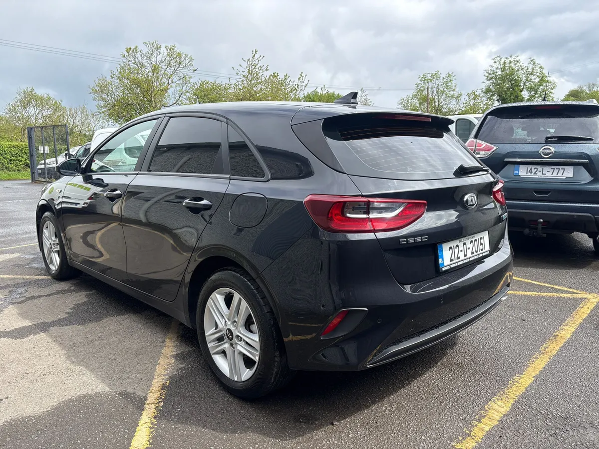 Kia Ceed 2021 - Image 4